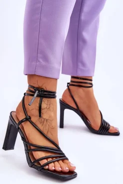 Sale Boto Modne Wiązane Sandały Na Obcasie Czarne Tessoro