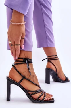 Sale Boto Modne Wiązane Sandały Na Obcasie Czarne Tessoro
