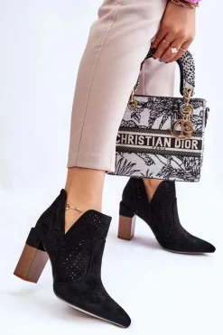 Boto Modne Zamszowe Ażurowe Botki Na Obcasie Czarne Genevi