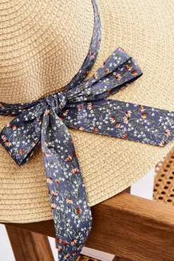 Okrycia Głowy><noscript><img width=