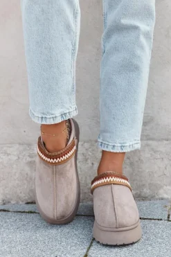 Clearance Boto Śniegowce Damskie Niskie Z Ruchomym Paskiem I Haftem Na Platformie Ciemnobeżowe Lyrisse Beżowy