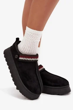 Discount Śniegowce Damskie Niskie Z Ruchomym Paskiem I Haftem Na Platformie Czarne Lyrisse Damskie Śniegowce Damskie|Kapcie Klasyczne