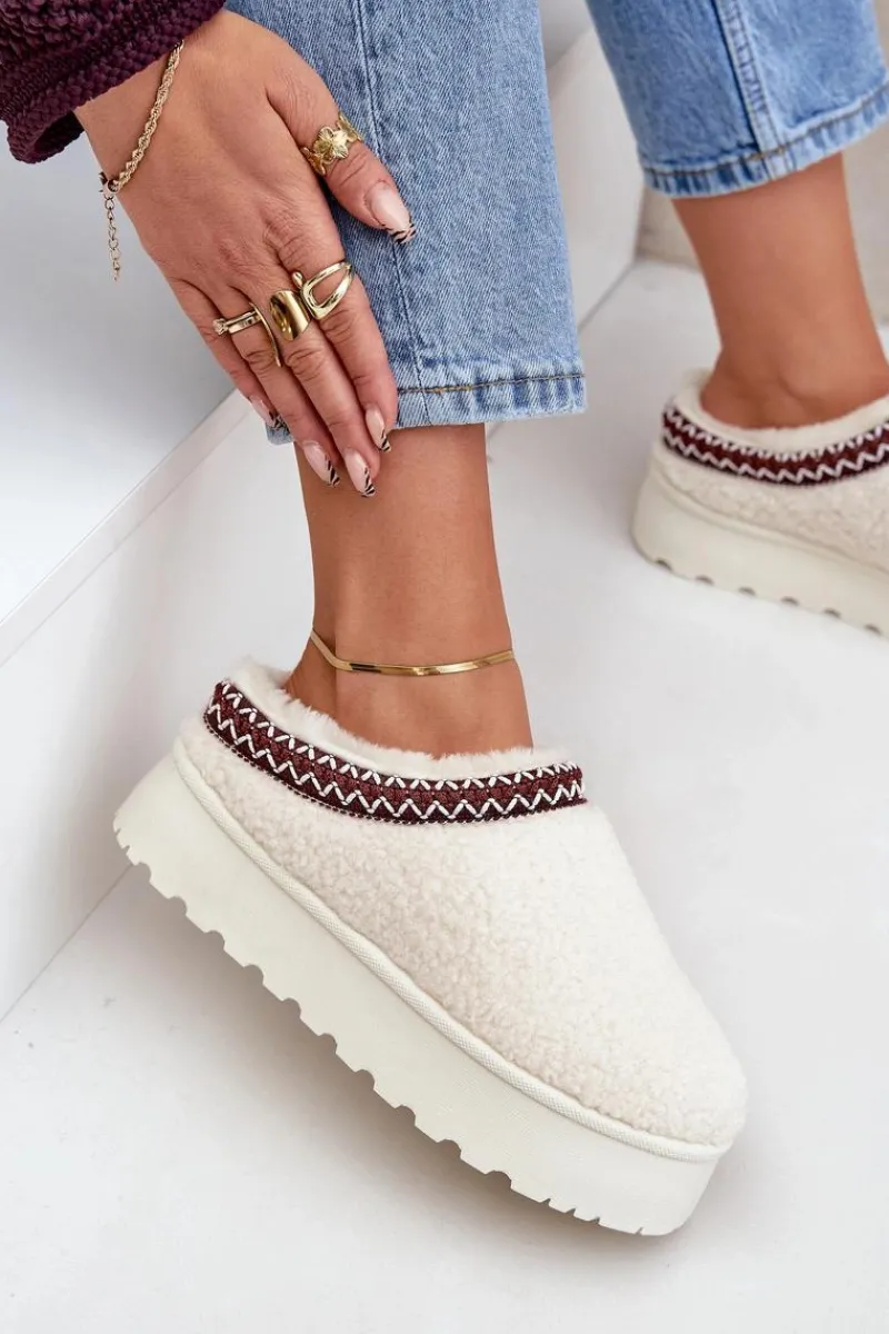 Discount Boto Śniegowce Kapcie Na Platformie Z Futerkiem Typu Baranek Jasnobeżowe Ovirissa