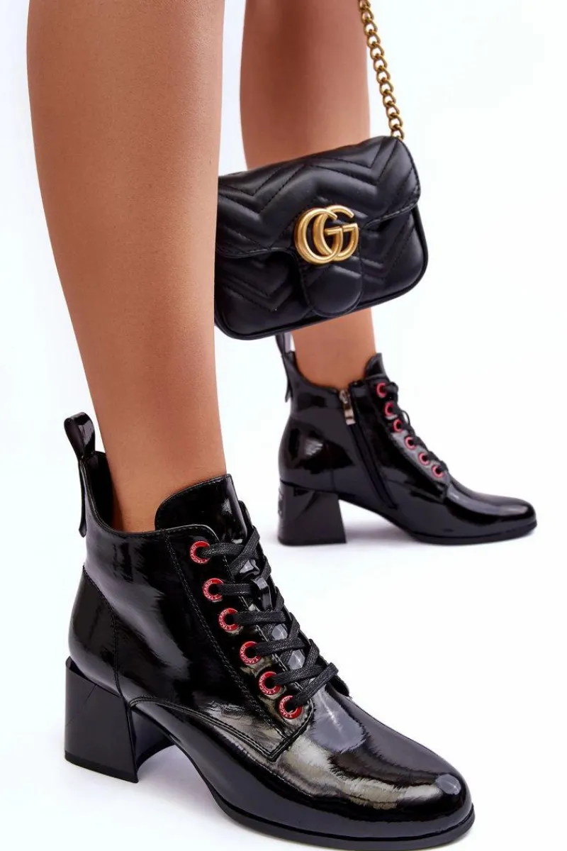 Sale Damskie buty S.Barski Niskie Lakierowane Botki Sznurowane S.Barski MR870-66 Czarne