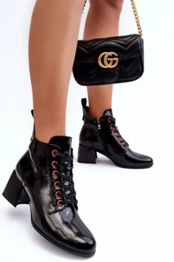 Sale Damskie buty S.Barski Niskie Lakierowane Botki Sznurowane S.Barski MR870-66 Czarne