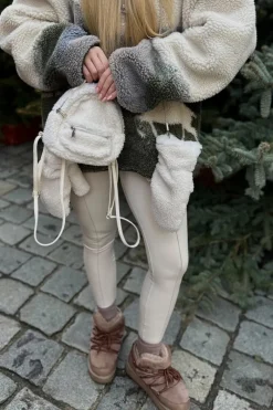 Best Niskie Śniegowce Na Platformie Z Futerkiem DFSH370011 Brązowe Damskie Śniegowce Damskie