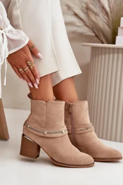 Boto Ocieplane Botki Damskie Na Słupku Z Łańcuszkiem Eko Zamszowe Beżowe Hanalen