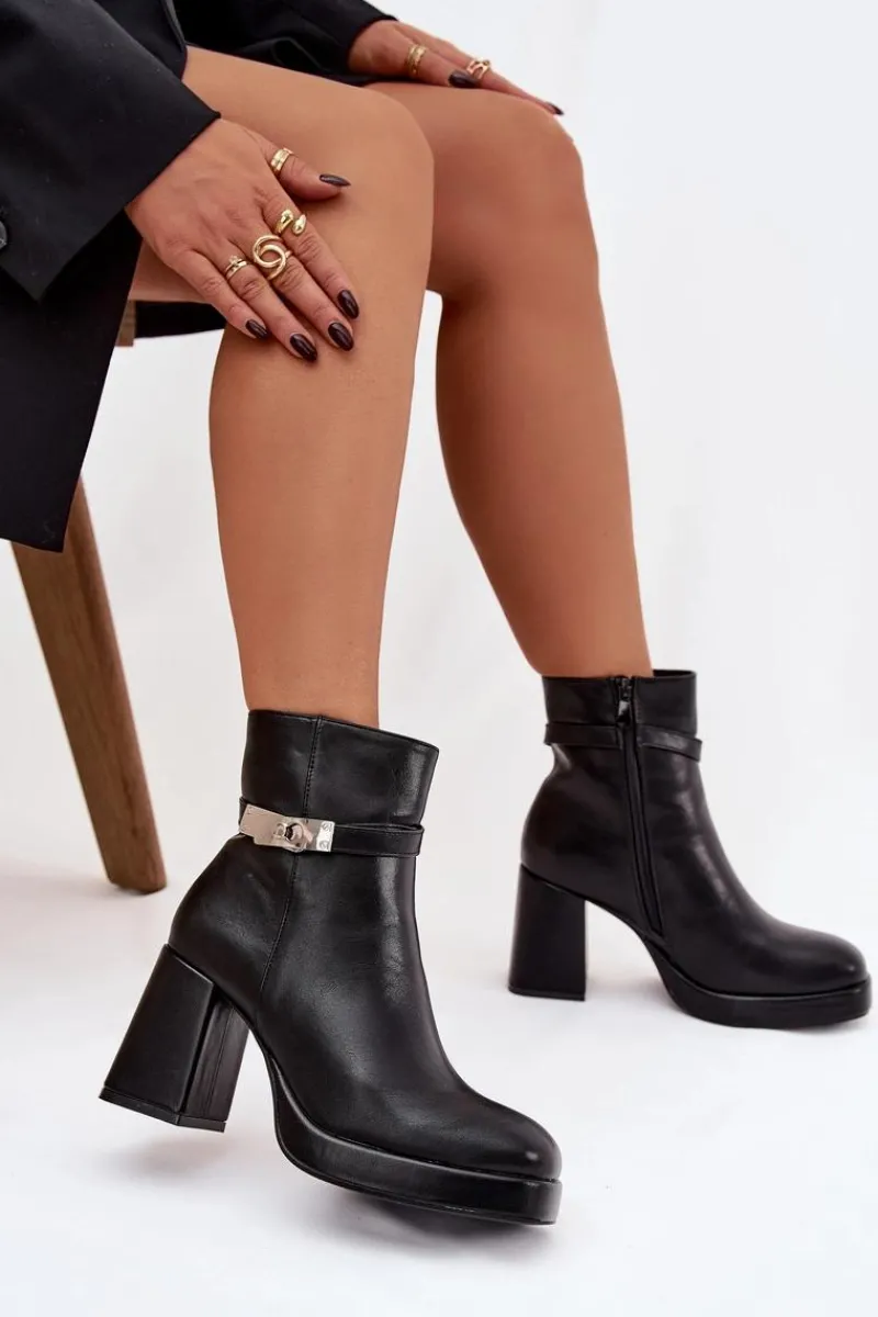 Boto Ocieplane Botki Damskie Na Słupku Z Ozdobnym Paskiem Czarne Giordina