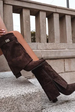 Botki Na Słupku|Botki Zimowe Damskie>Boto Ocieplane Botki Damskie Na Słupku Z Ozdobnym Paskiem Czekoladowe Luvielle