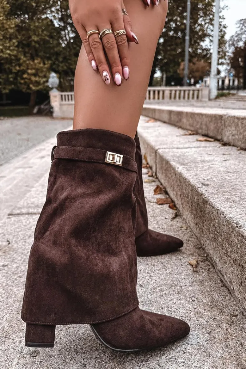 Botki Na Słupku|Botki Zimowe Damskie>Boto Ocieplane Botki Damskie Na Słupku Z Ozdobnym Paskiem Czekoladowe Luvielle