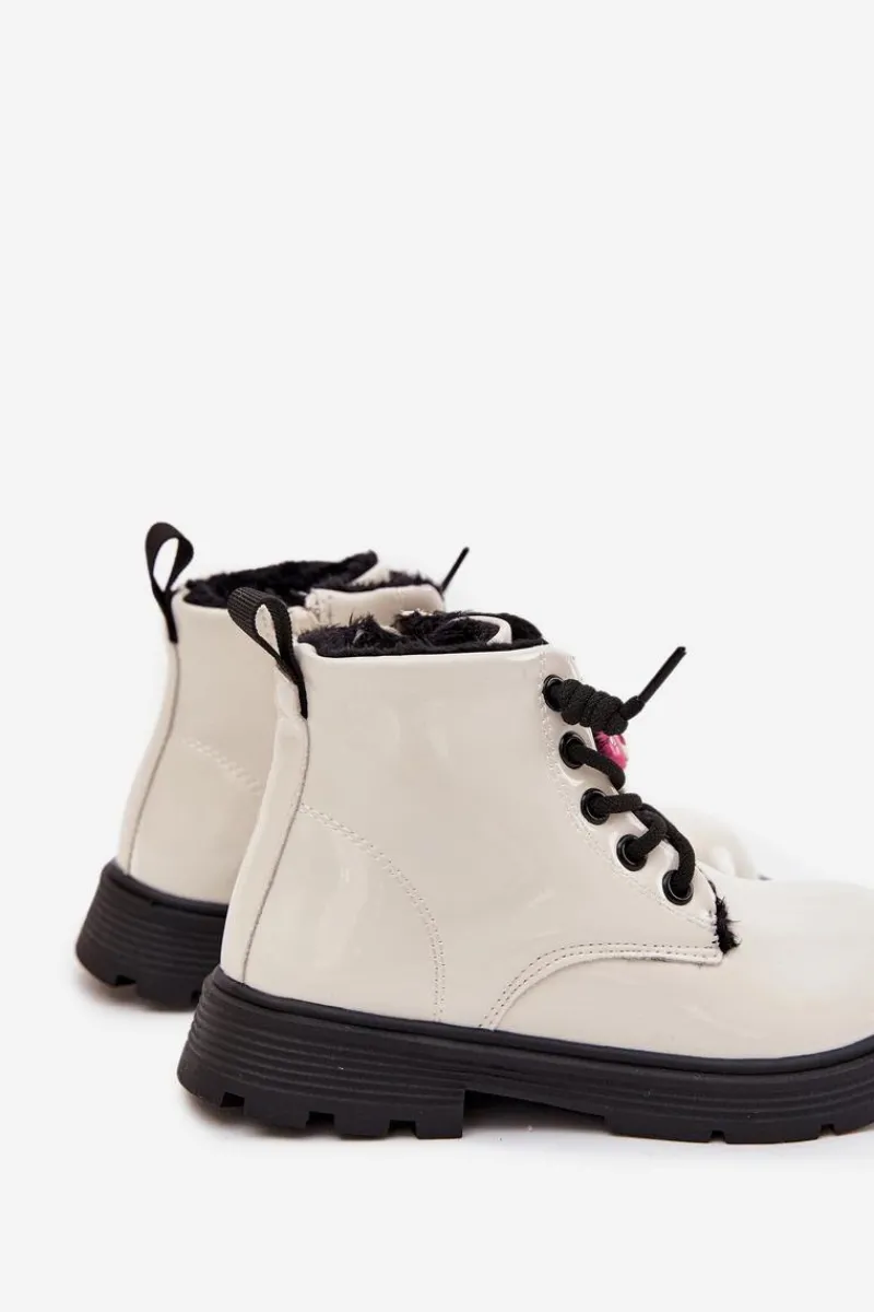 Sale Boto Ocieplane Botki Dziecięce Lakierowane Z Przypinką Miś Białe Jovellea Biały