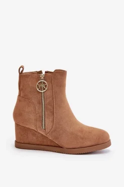 Ocieplane Botki Na Koturnie Z Ozdobnym Zamkiem Eko Zamszowe Camel Leretha Damskie Botki Ocieplane|Botki Na Koturnie