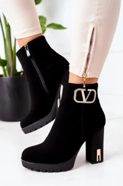 Botki Na Słupku|Czarne Botki><noscript><img width=