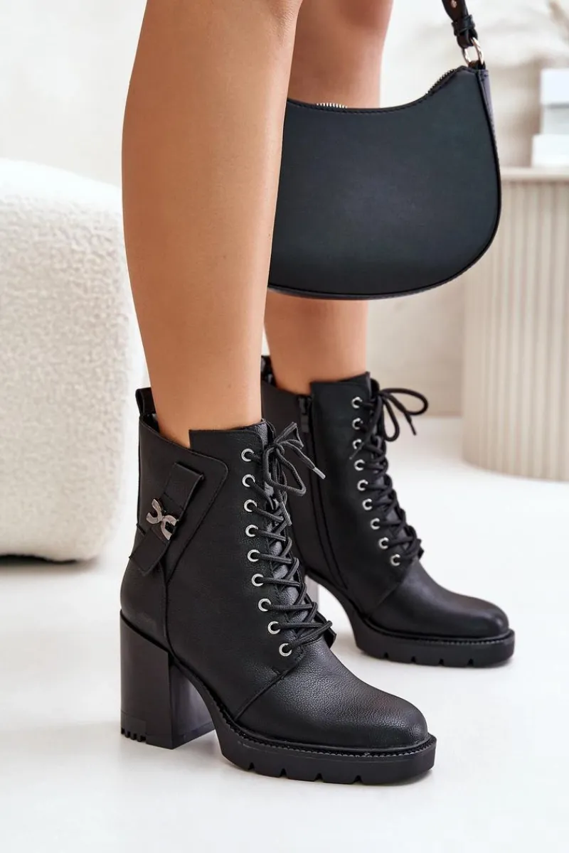 Outlet Ocieplane Botki Na Słupku Ze Złotym Detalem Czarne Ivarisse Damskie Botki Ocieplane|Botki Na Obcasie