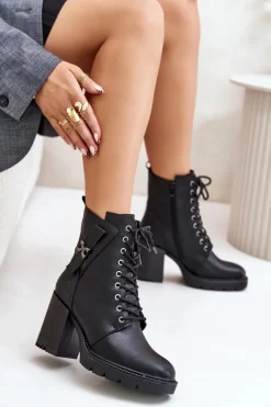 Outlet Ocieplane Botki Na Słupku Ze Złotym Detalem Czarne Ivarisse Damskie Botki Ocieplane|Botki Na Obcasie