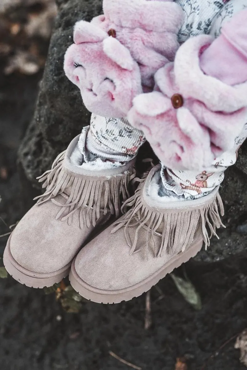 Clearance Boto Ocieplane Botki Śniegowce Dziecięce Z Ozdobnymi Frędzlami Beżowe Nimia Beżowy