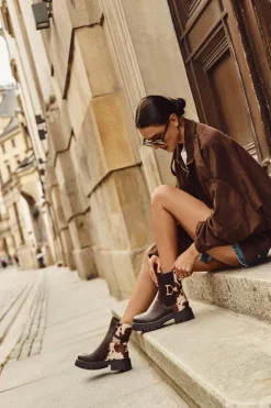 Clearance Ocieplane Botki Sztyblety Damskie Ze Złotym Detalem W Łaty Brązowe Priscilla Damskie Botki Ocieplane|Botki Płaskie