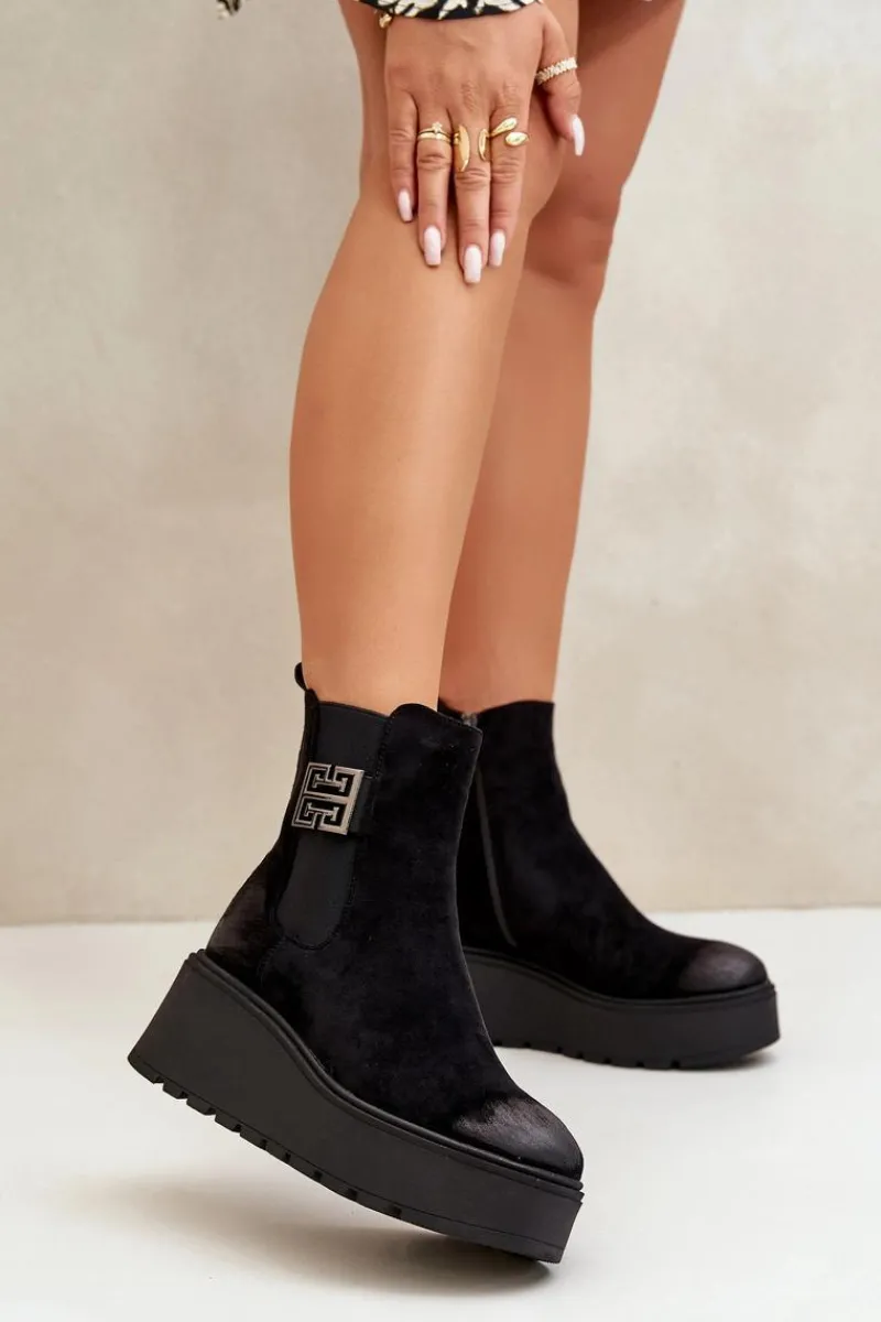 Outlet Ocieplane Botki Sztyblety Damskie Na Koturnie I Platformie Z Eko Zamszu Czarne Vinceza 58339 Damskie Botki Na Koturnie|Czarne Botki