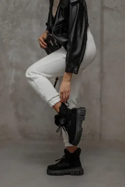 Botki Sznurowane|Czarne Botki>Boto Ocieplane Botki Trapery Czarne Demaris