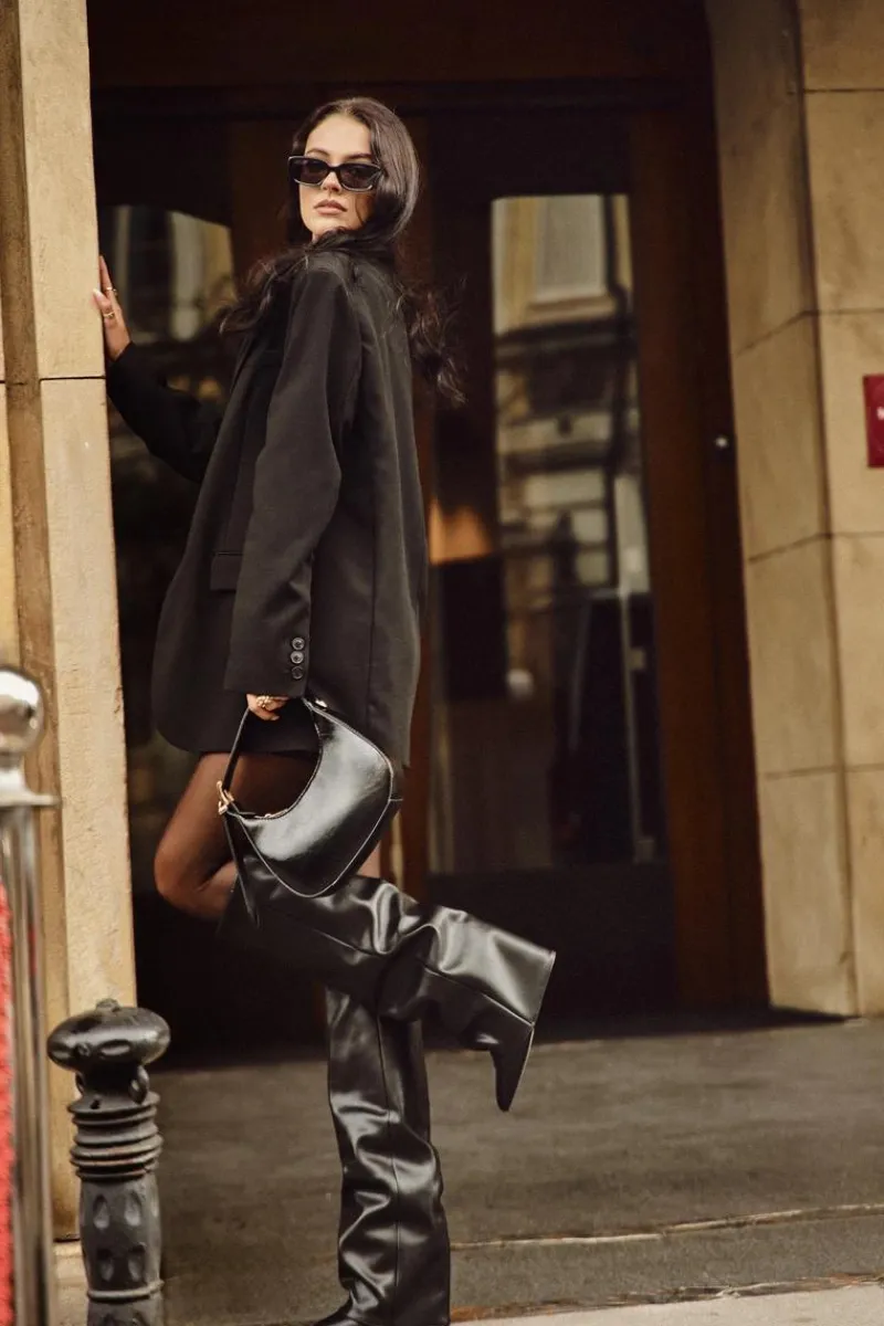 New Boto Ocieplane Kozaki Damskie Z Wywiniętą Cholewką Na Słupku Czarne Elivira Czarny