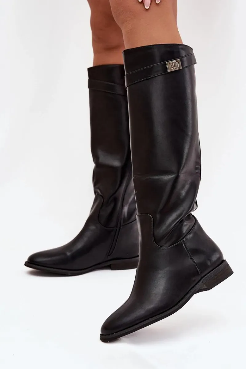 Discount Boto Ocieplane Kozaki Damskie Na Płaskim Obcasie Z Paskiem I Srebrnym Detalem Czarne Geraline