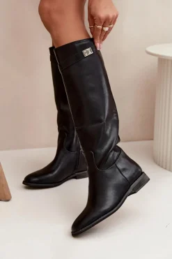 Discount Boto Ocieplane Kozaki Damskie Na Płaskim Obcasie Z Paskiem I Srebrnym Detalem Czarne Geraline