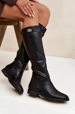 Discount Boto Ocieplane Kozaki Damskie Na Płaskim Obcasie Z Paskiem I Srebrnym Detalem Czarne Geraline