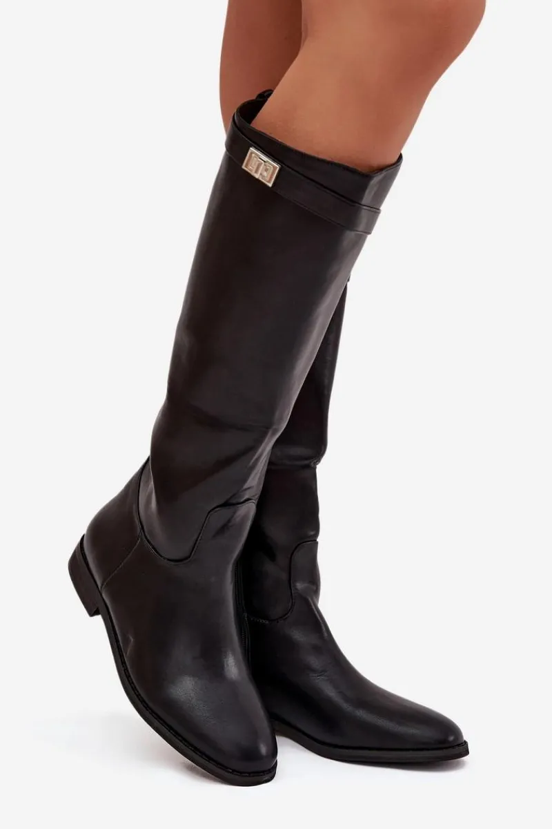 Discount Boto Ocieplane Kozaki Damskie Na Płaskim Obcasie Z Paskiem I Srebrnym Detalem Czarne Geraline