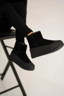 Online Ocieplane Zamszowe Śniegowce Na Platformie Big Star OO274A213 Czarne Damskie Śniegowce Damskie