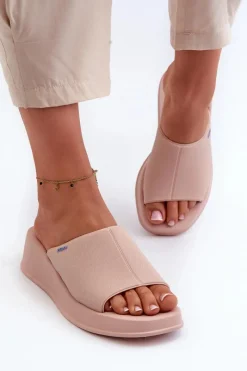 ZAXY Pachnące Klapki Damskie Na Koturnie LL285083 Jasnoróżowe