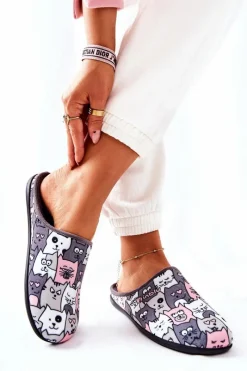 Kapcie Klasyczne|Klapki Damskie Klasyczne><noscript><img width=