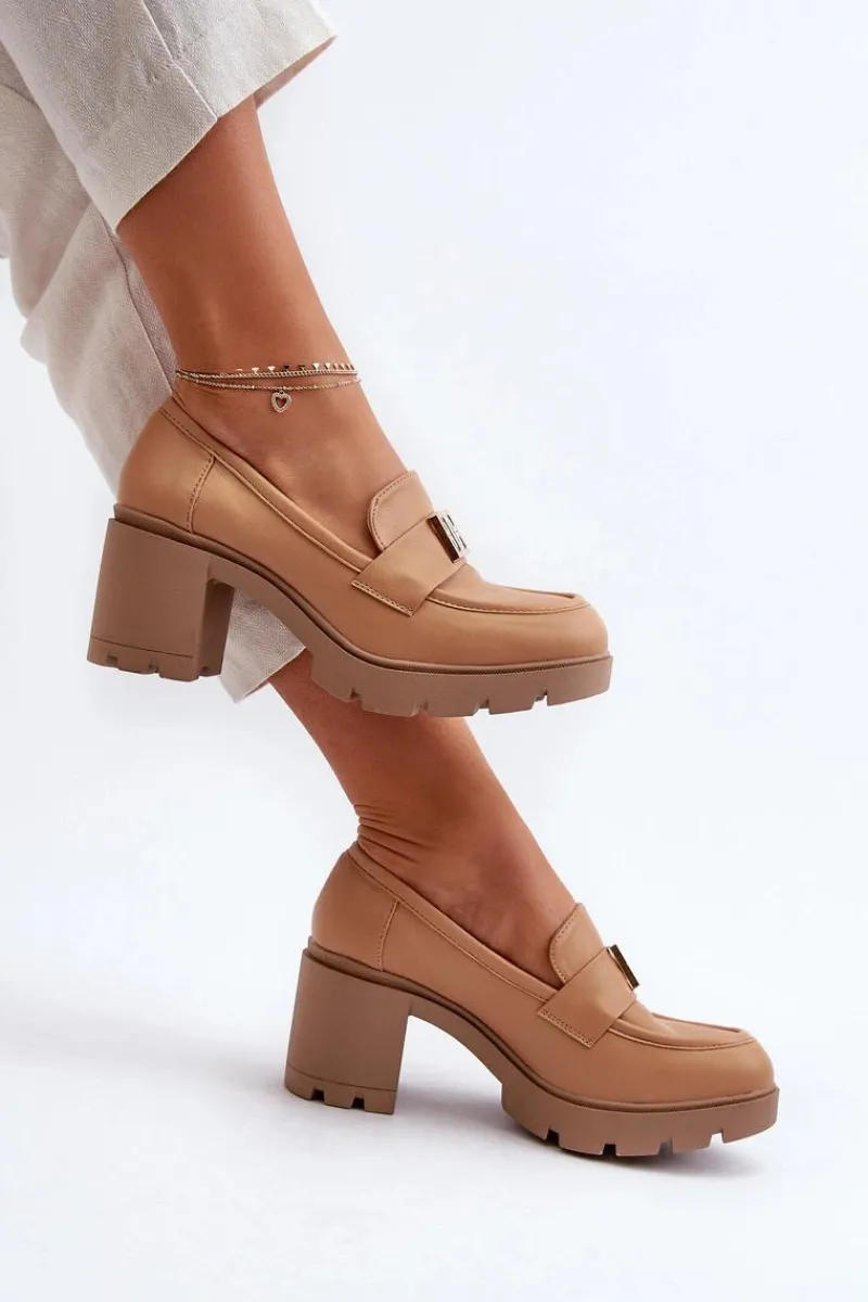 Półbuty Skórzane>Boto Półbuty Damskie Na Masywnym Obcasie Z Ozdobą Camel Ranunca Brązowy