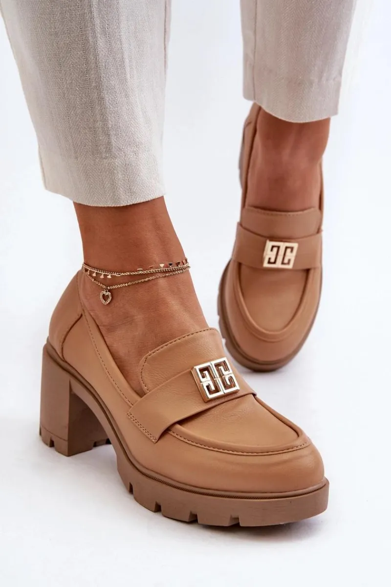 Półbuty Skórzane>Boto Półbuty Damskie Na Masywnym Obcasie Z Ozdobą Camel Ranunca Brązowy