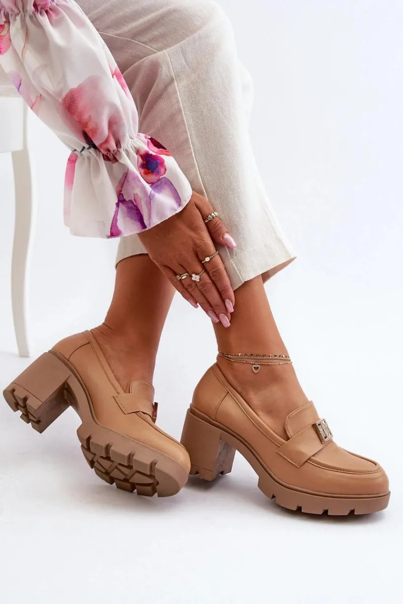 Półbuty Skórzane>Boto Półbuty Damskie Na Masywnym Obcasie Z Ozdobą Camel Ranunca Brązowy