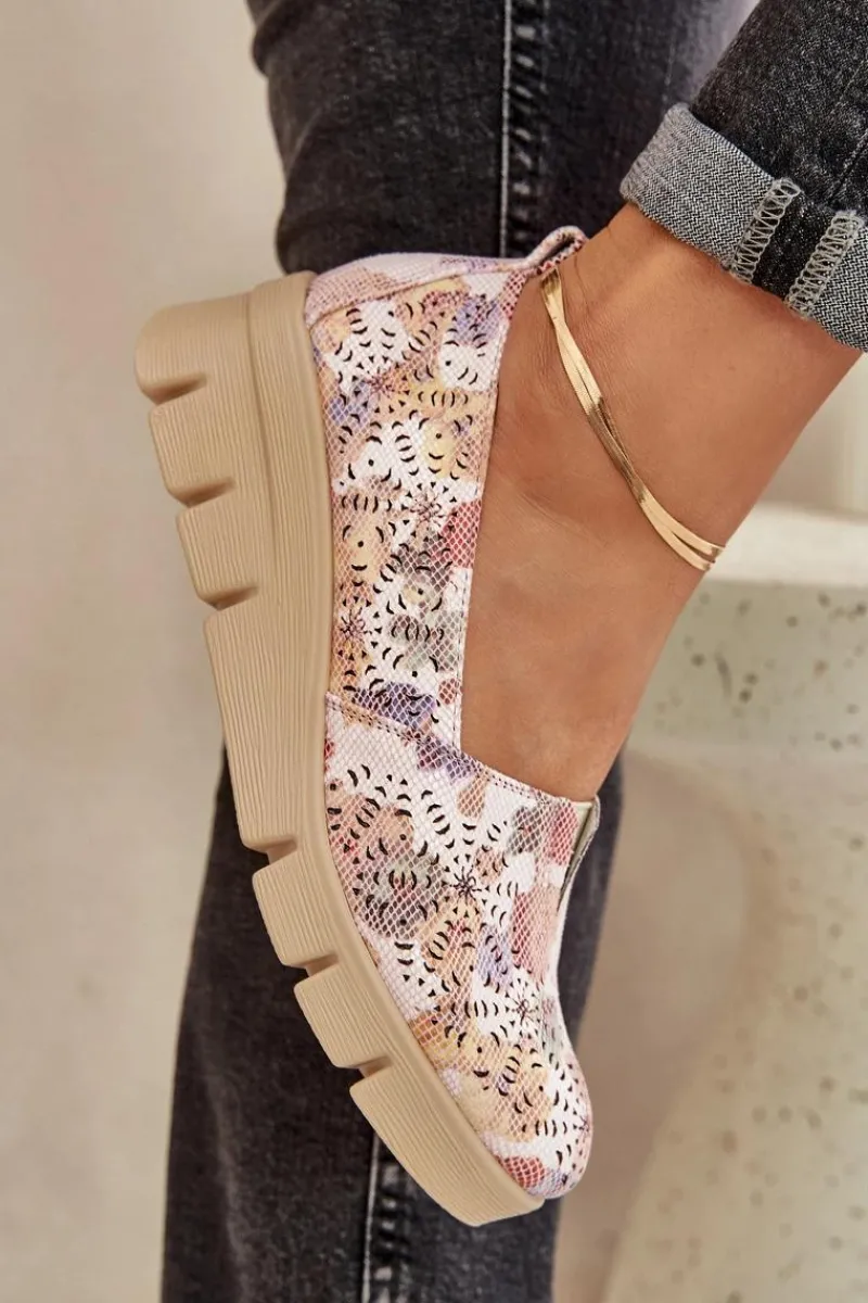 New Półbuty Damskie Z Ażurowym Wzorem Na Koturnie Multikolor Lisvia Damskie Półbuty Skórzane