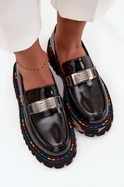 Outlet Artiker Półbuty Mokasyny Damskie Z Lakierowanej Skóry 57C0070 Czarne