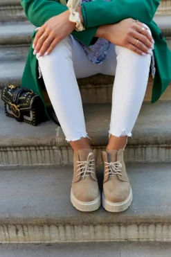 Półbuty Skórzane>Boto Półbuty Na Masywnej Podeszwie Nicole 2701/060 Beżowe