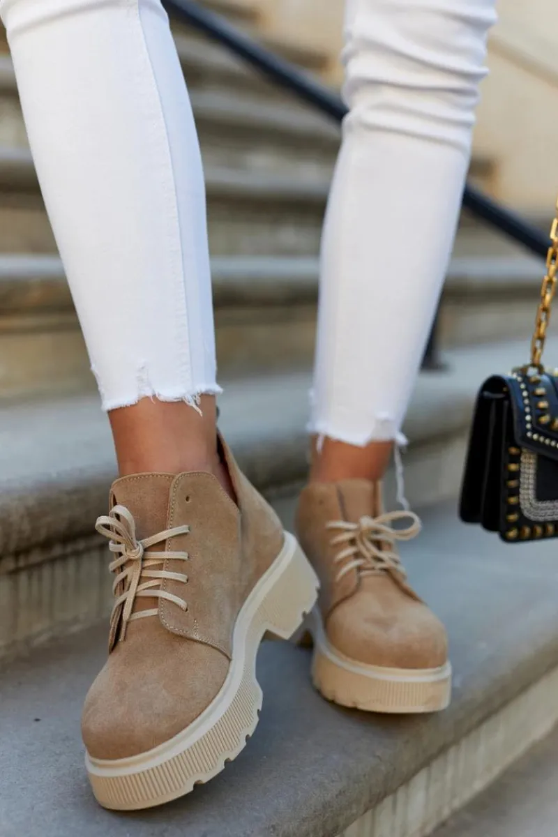 Półbuty Skórzane>Boto Półbuty Na Masywnej Podeszwie Nicole 2701/060 Beżowe