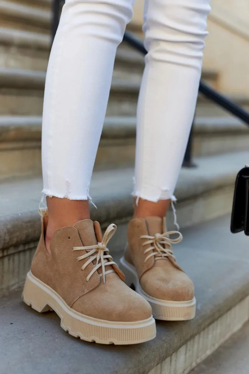 Półbuty Skórzane>Boto Półbuty Na Masywnej Podeszwie Nicole 2701/060 Beżowe