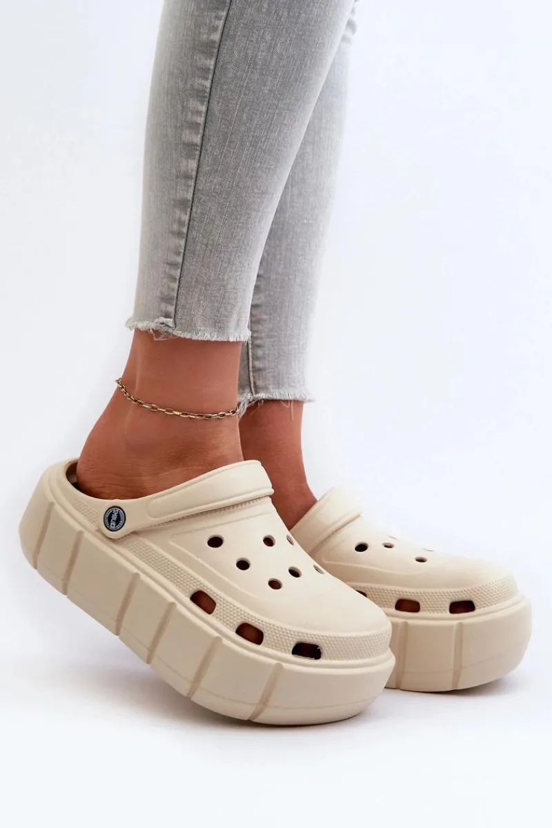 Klapki Basenowe|Klapki Na Platformie>Boto Piankowe Klapki Damskie Na Platformie Beżowe Itubia