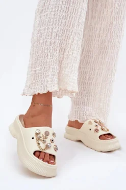 Best Piankowe Klapki Damskie Ze Złotymi Przypinkami Jasnobeżowe Hortiana Damskie Klapki Basenowe|Klapki Na Platformie