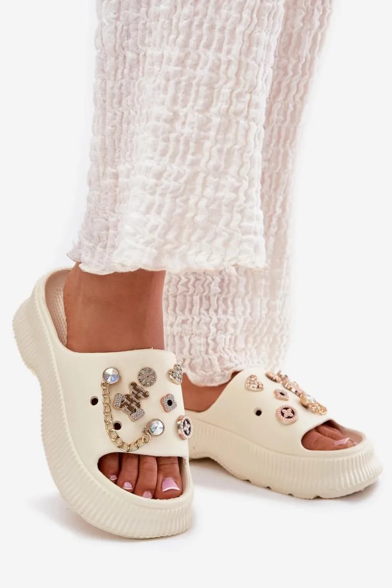 Best Piankowe Klapki Damskie Ze Złotymi Przypinkami Jasnobeżowe Hortiana Damskie Klapki Basenowe|Klapki Na Platformie