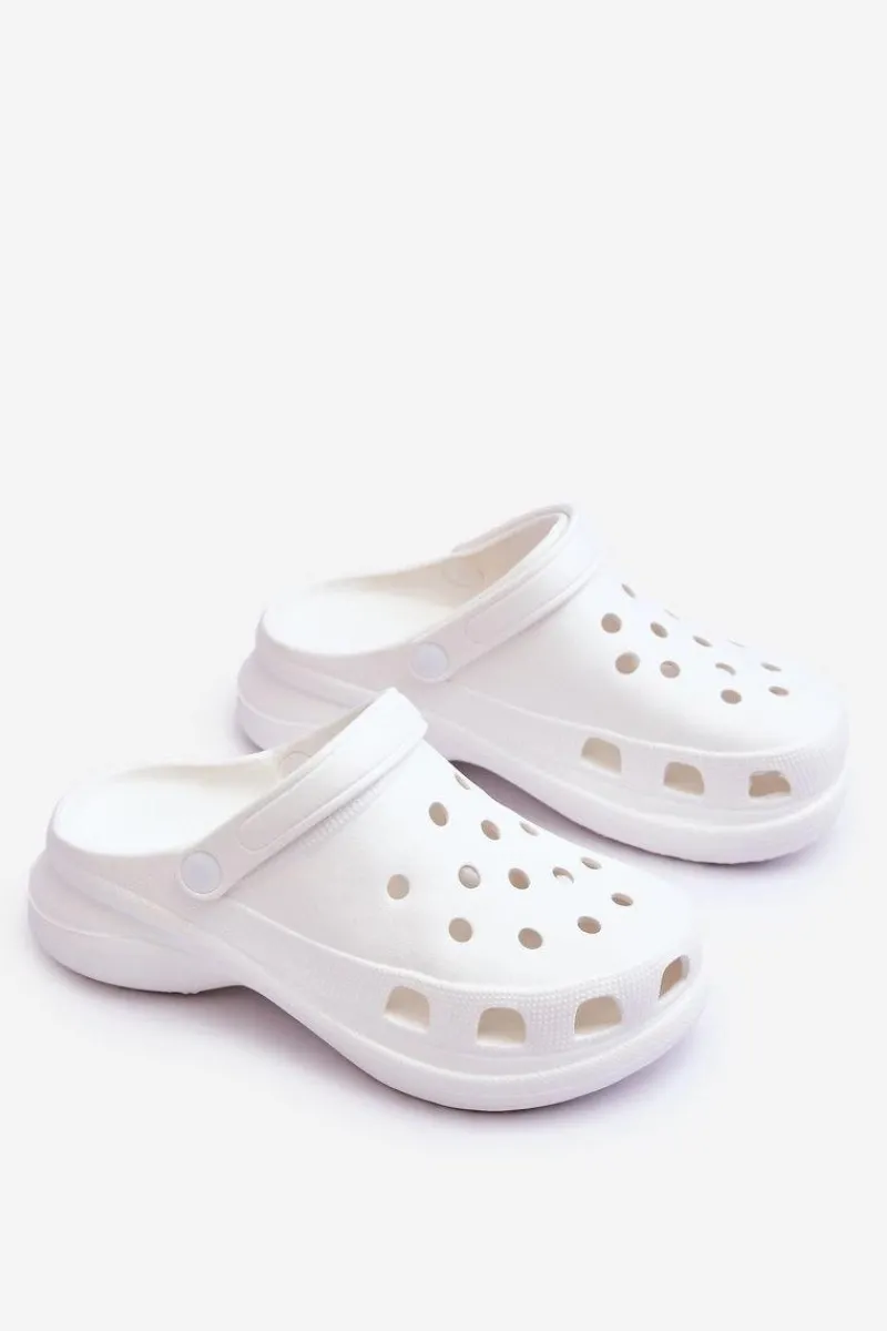 Sale Boto Piankowe Klapki Kroksy Na Masywnej Podeszwie Białe Katniss