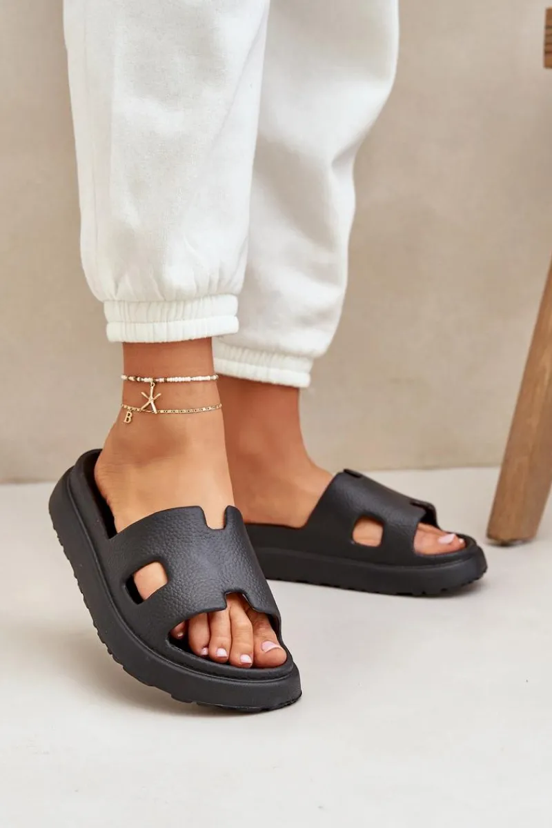 Klapki Basenowe|Klapki Na Platformie>Boto Piankowe Klapki Z Wycięciami Czarne Neladith Czarny