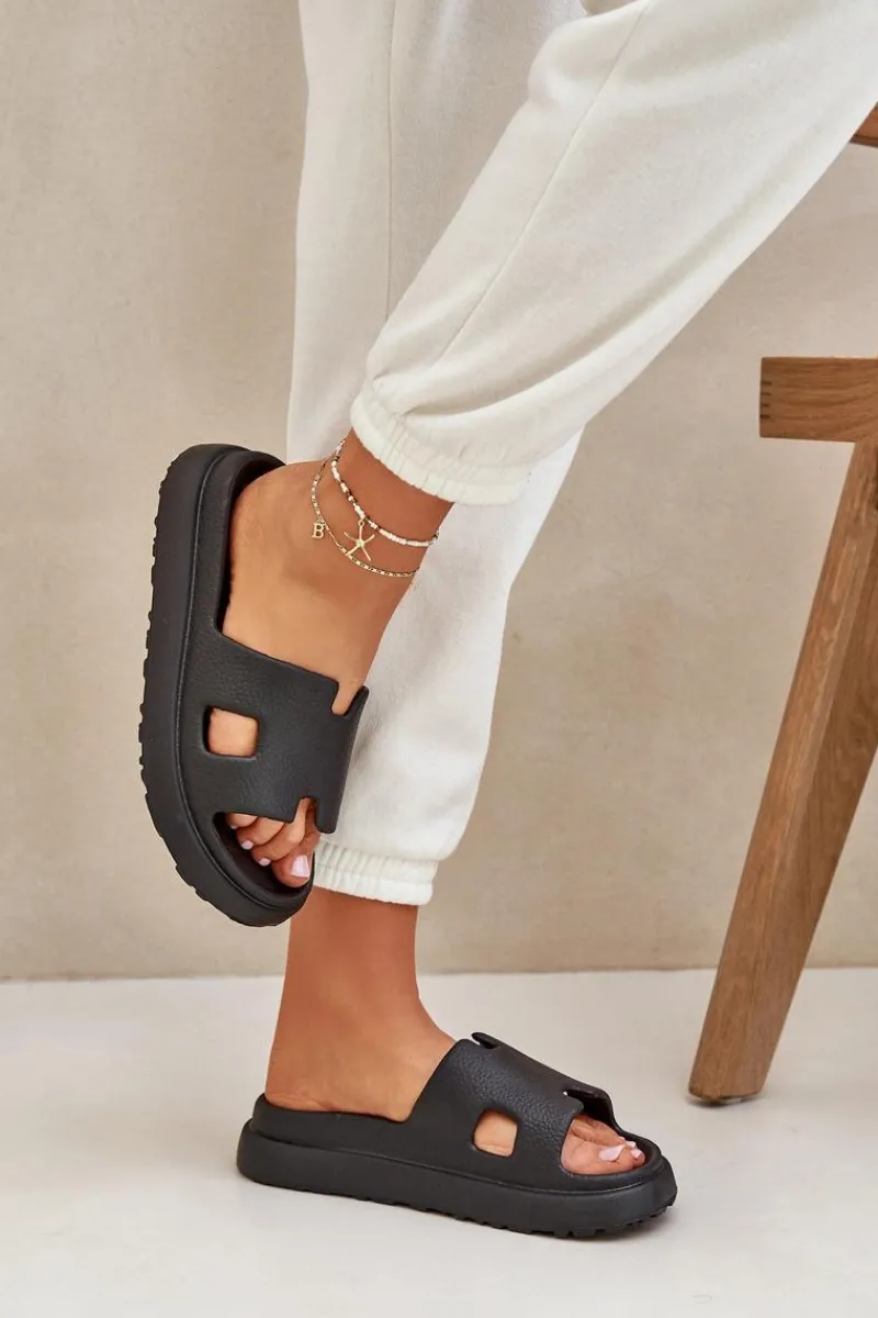 Klapki Basenowe|Klapki Na Platformie>Boto Piankowe Klapki Z Wycięciami Czarne Neladith Czarny