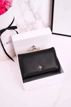 New Boto Średni Portfel Damski Zapinany Na Bigiel MILANO Czarny