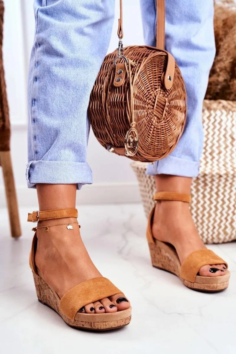 Discount Sandałki Damskie Na Koturnie Camel MarryMe Damskie Sandały Na Koturnie