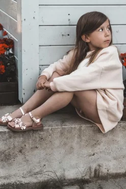 Clearance Boto Sandałki Dziecięce Ozdobione Kwiatkami Zapinane Na Rzep Różowe Fagossa Różowy