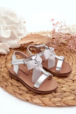Outlet Sandałki Dziecięce Z Kokardką Na Rzep Srebrne Joratia Dzieci Dziewczęce