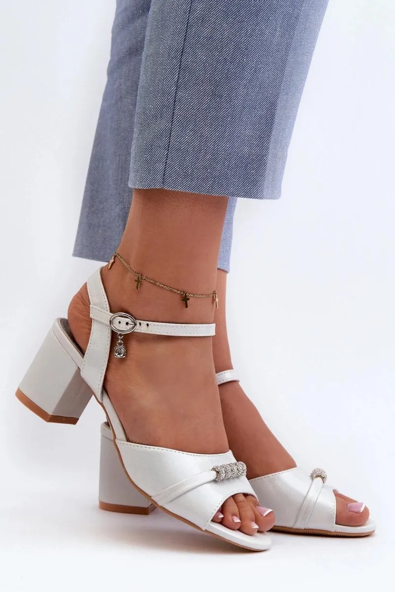 Hot Buty damskie Vinceza Sandały Damskie Eko Skórzane Na Słupku Z Ozdobami Srebrne Narhi Srebrny